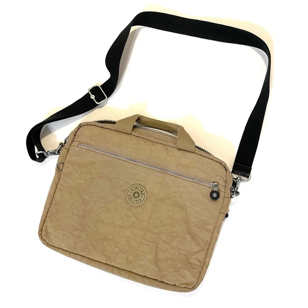 Kipling vintage messenger laptop bag